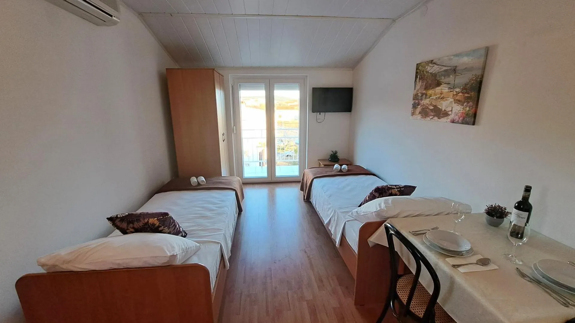 Apartments Maruna Maslenica